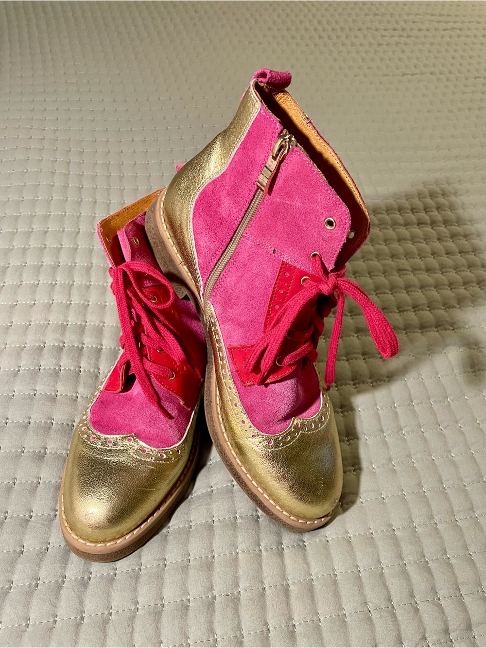 Embassy London Women’s Pink and Gold Suede Lace-Up Ankle Boots
